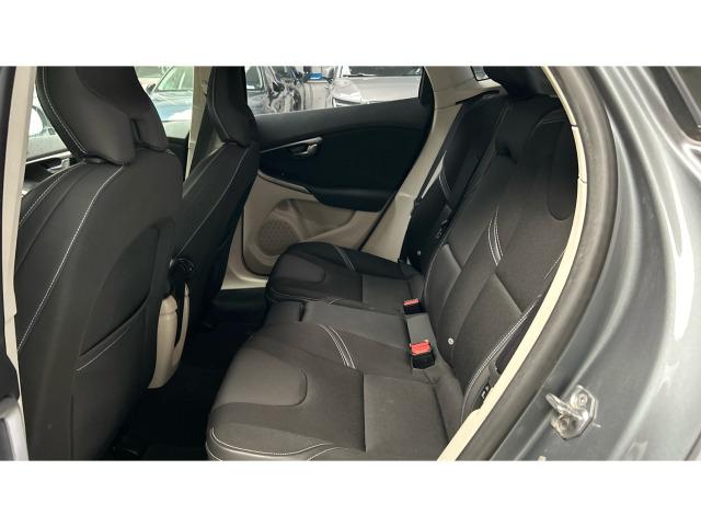 Volvo V40 D3 Momentum 110 kW (150 CV)