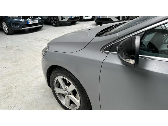 Volvo V40 D3 Momentum 110 kW (150 CV)