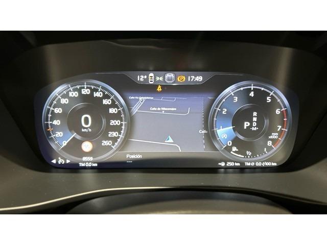 Volvo Xc40 T2 Essential Auto 95 kW (129 CV)